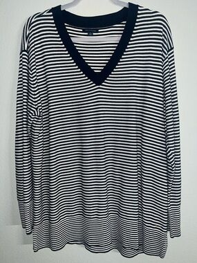 Tommy Hilfiger Navy and White Striped Crew Sweater